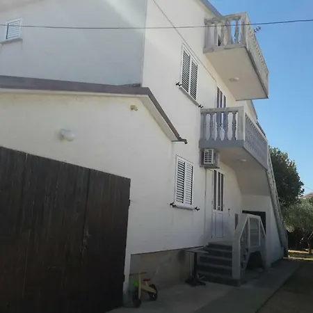 Apartment Zdenka Povljana